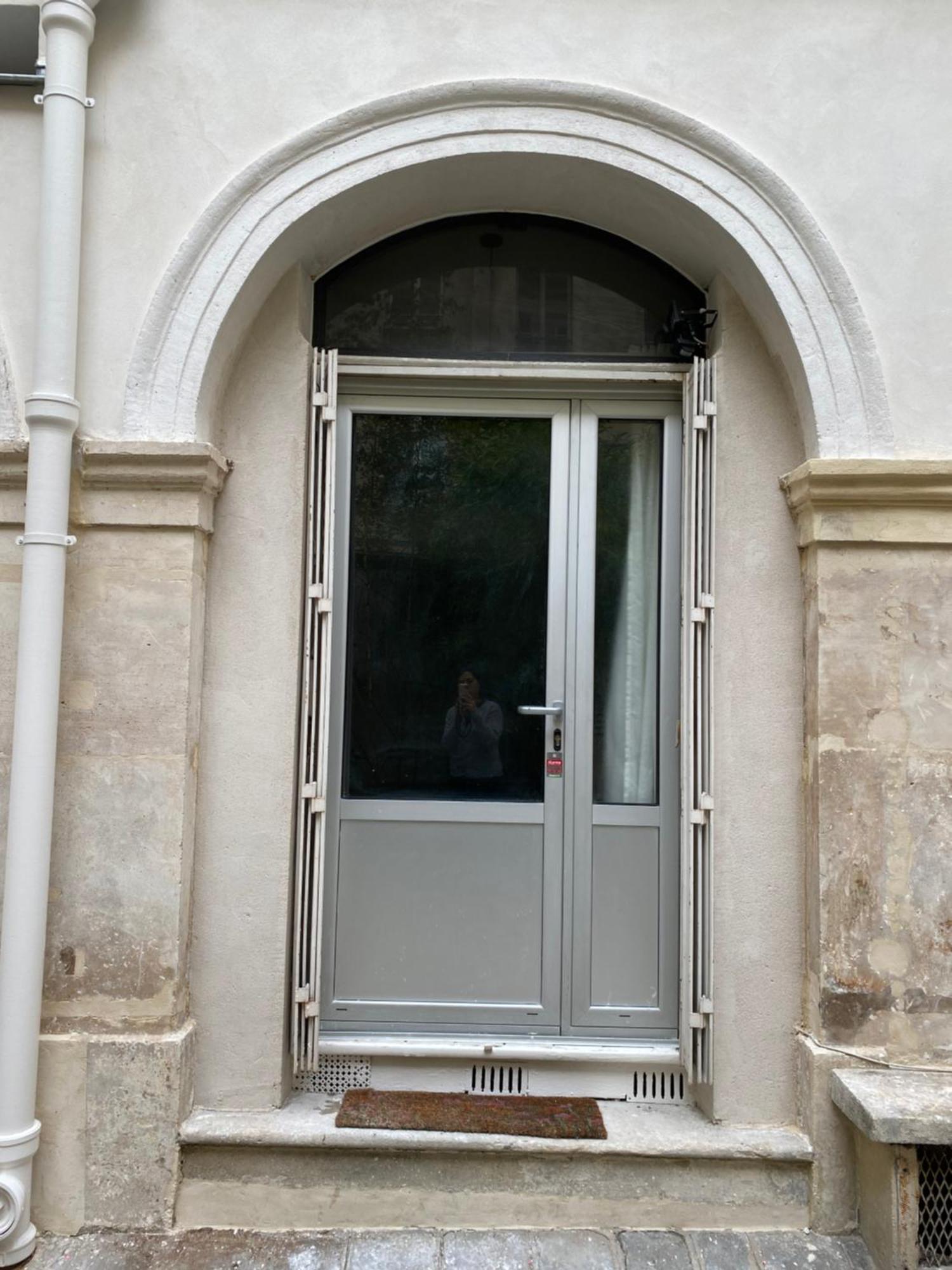 Studio Au Coeur De Paris Apartment Exterior photo